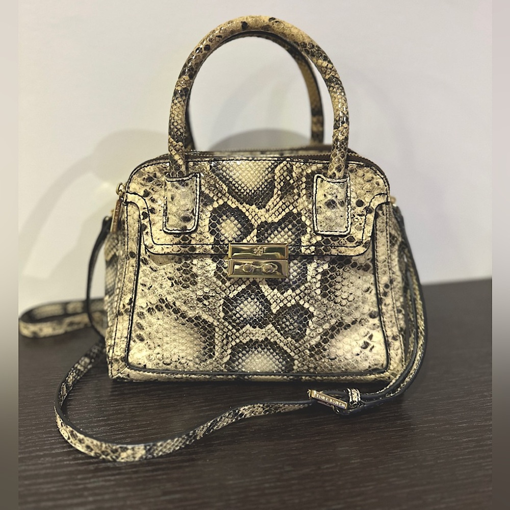 EUC TORY BURCH ELISE SNAKE DOME DOUBLE ZIP SATCHEL CROSSBODY Purse